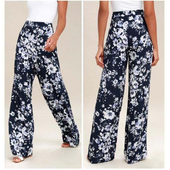 Lulus Pants - Lulu's Auckland Navy Blue Floral Print Wide-Leg Pants Size L
